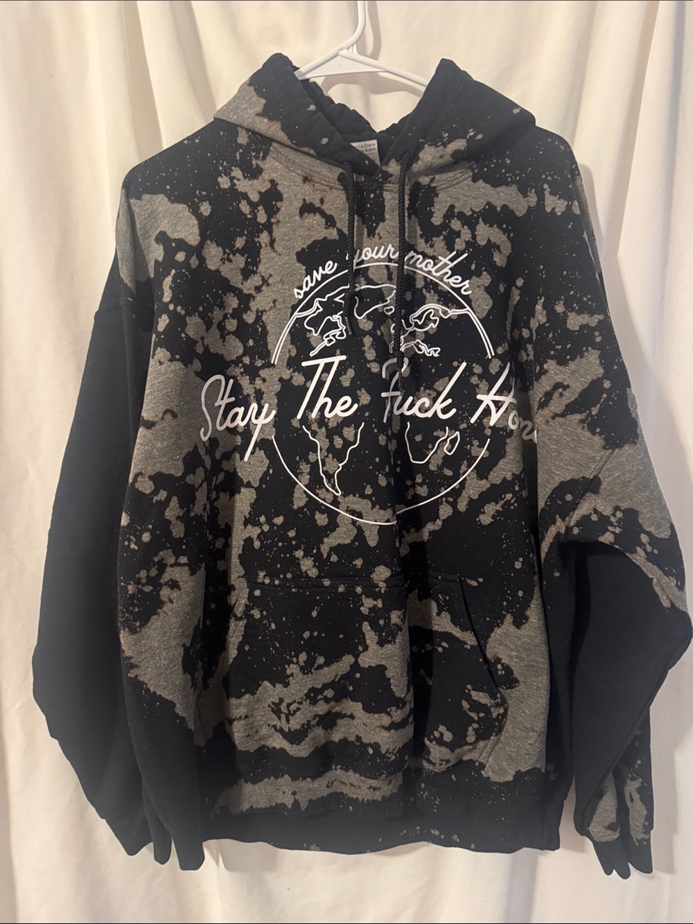 Gildan Black & Gray Bleach-Pattern Hoodie with Globe Graphic